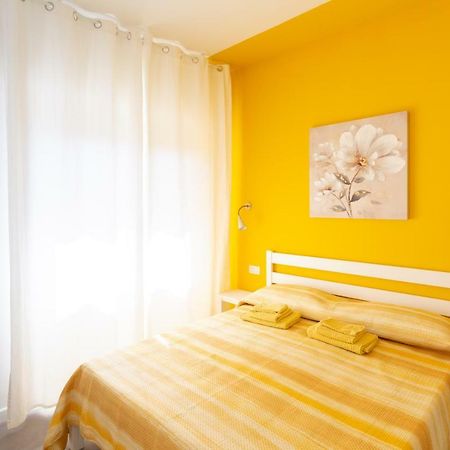 Castelvi Rooms カリアリ エクステリア 写真