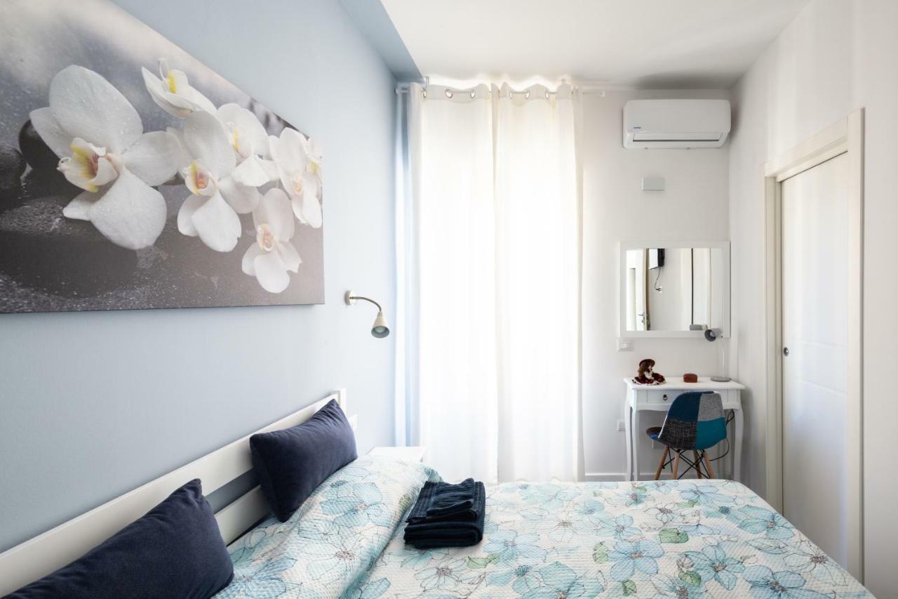 Castelvi Rooms カリアリ エクステリア 写真